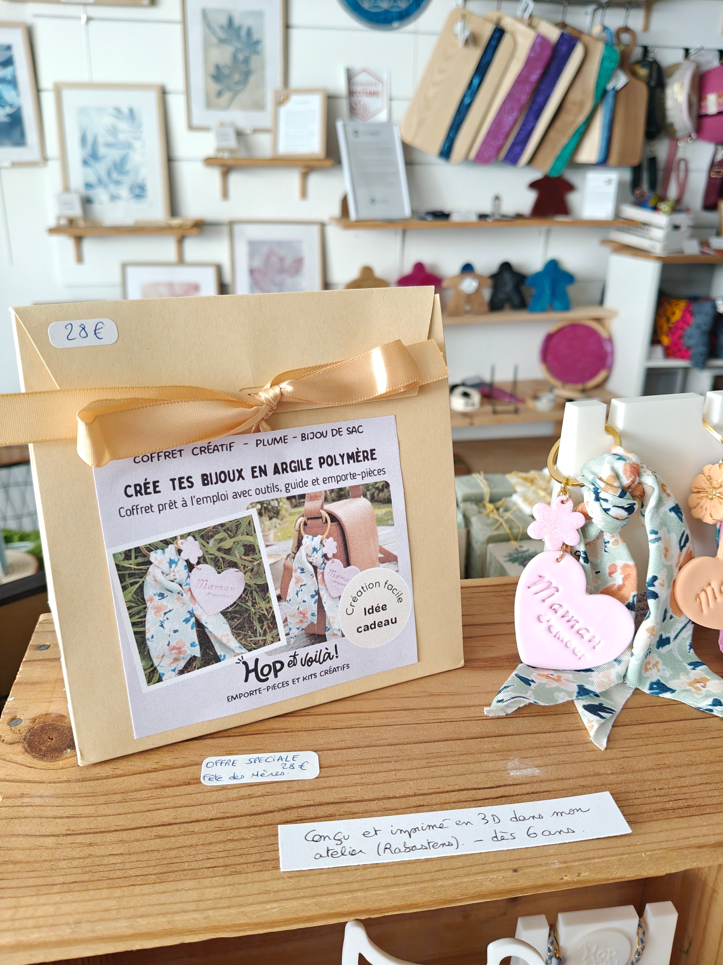 Coffret Créatif "Maman d'amour" – Bijou de Sac en Argile Polymère | Hop et Voilà !