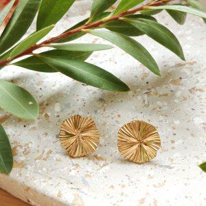 ondine – clous d’oreilles ronds effet plissé 18 mm, acier inoxydable doré 304l